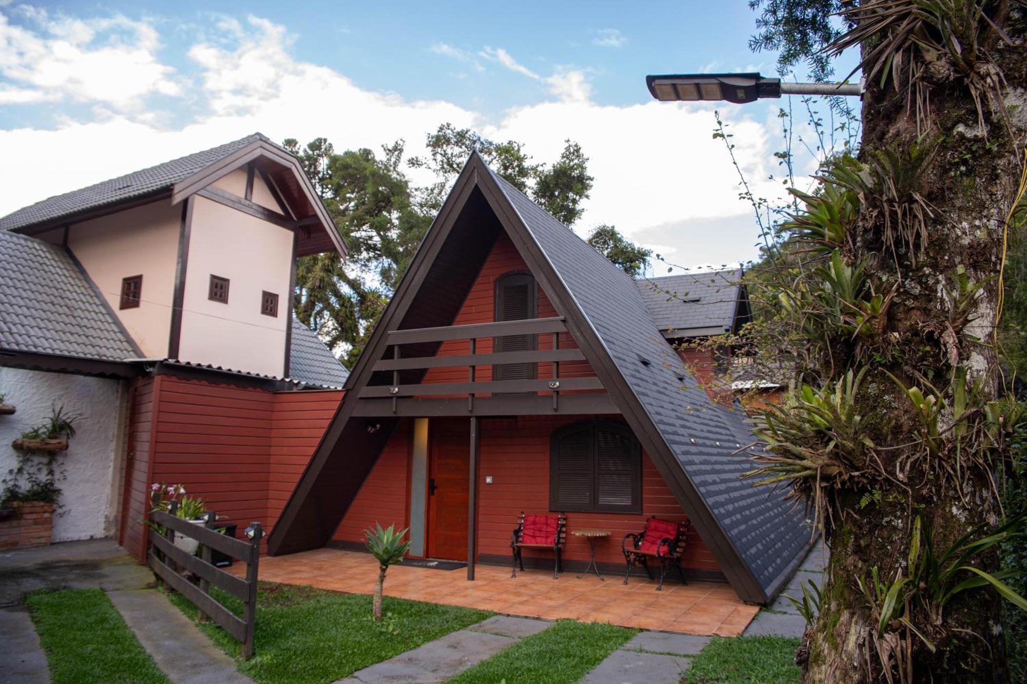 Chale Pinot Com Lareira Villa Campos do Jordão Exterior foto